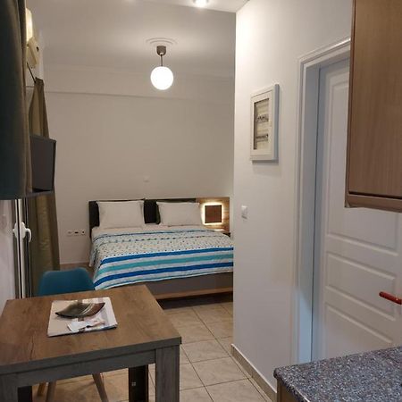 Adler 2 Cozy 2 Persons Apartment Downtown พีเรียส ภายนอก รูปภาพ